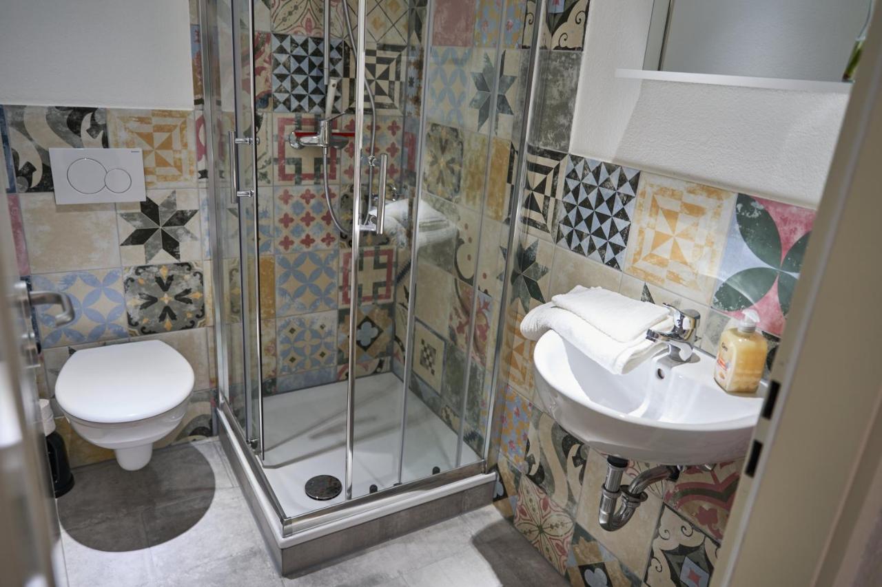 Greenhome Loerrach -Ihre Unterkunft Im 3-Laendereck- エクステリア 写真